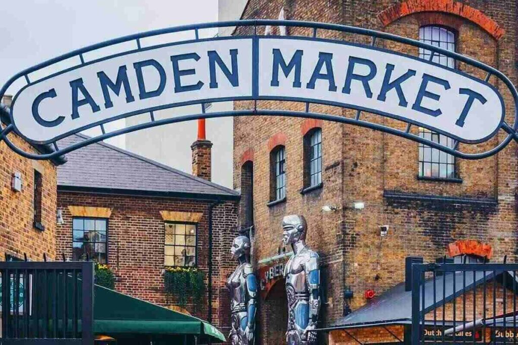 Entrada do mercado de Camden em Londres